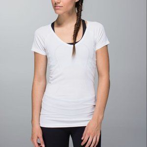 Lululemon Swiftly Tech V-Neck SS
